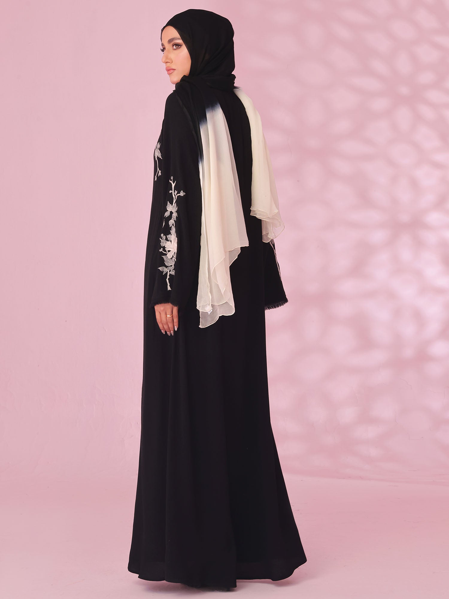 Kiku Petals Abaya
