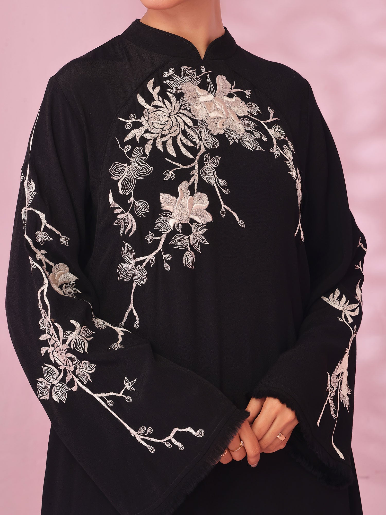 Kiku Petals Abaya