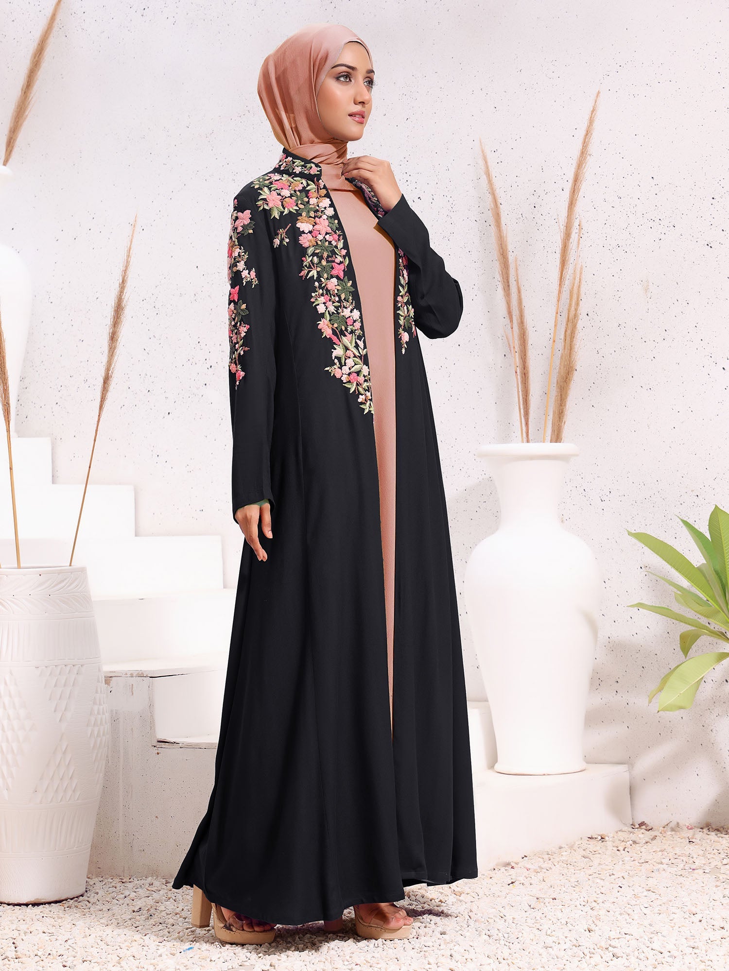 Baagh Black Kimono