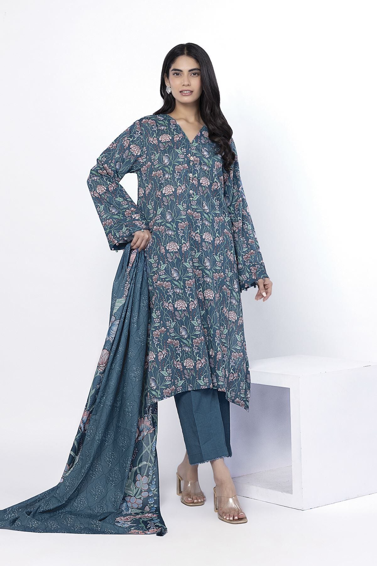 Printed | Lawn Fabrics 3 Piece