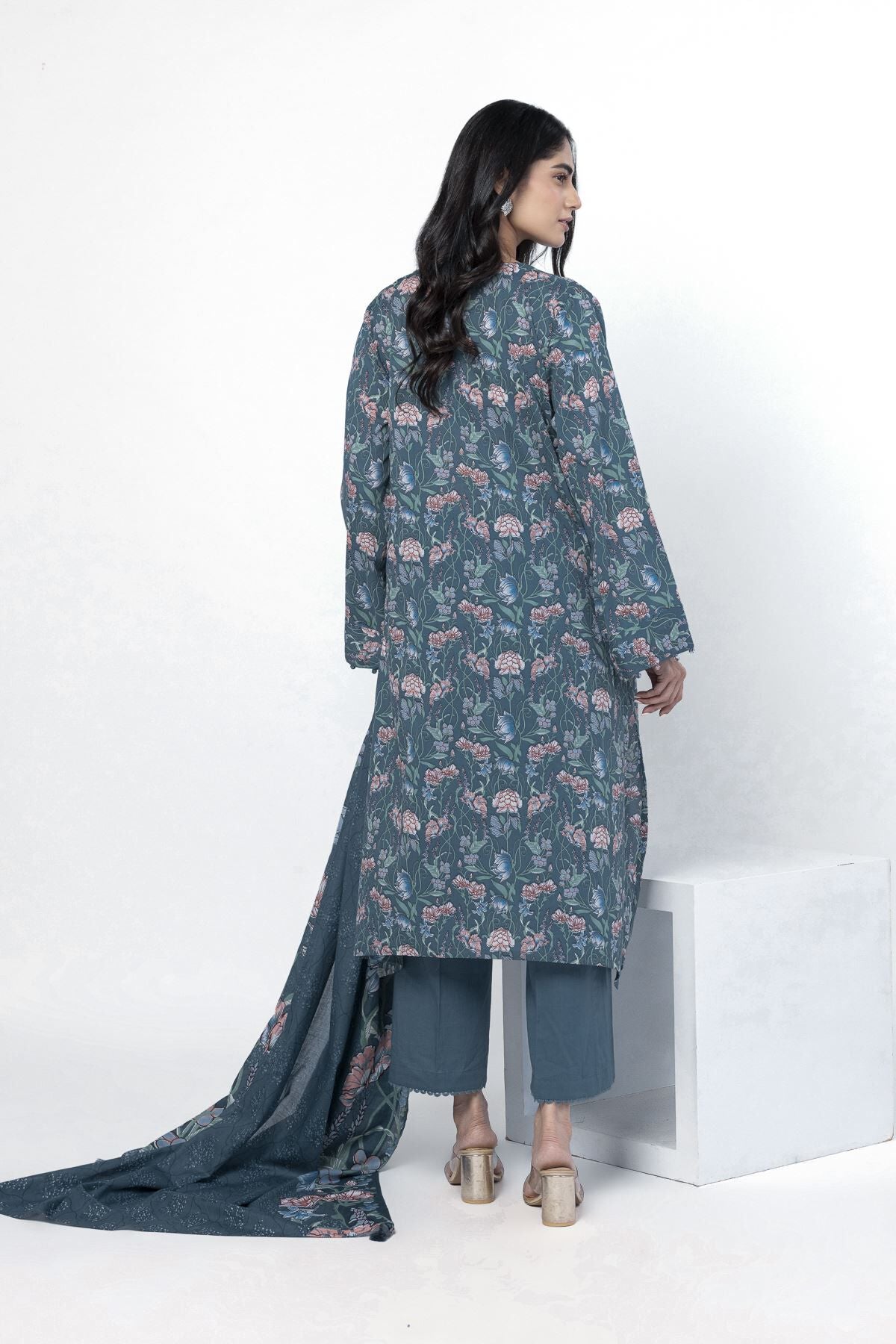 Printed | Lawn Fabrics 3 Piece