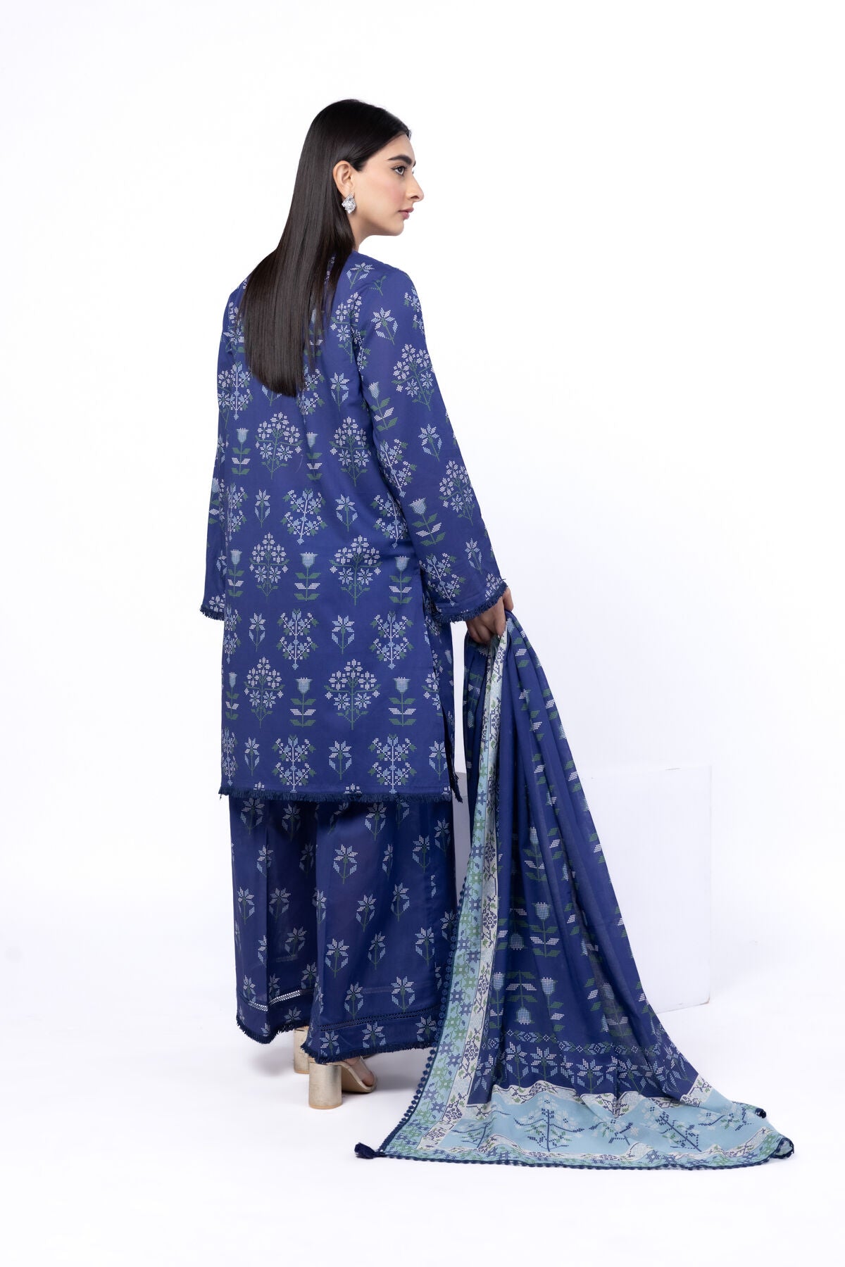 Printed | Lawn Fabrics 3 Piece