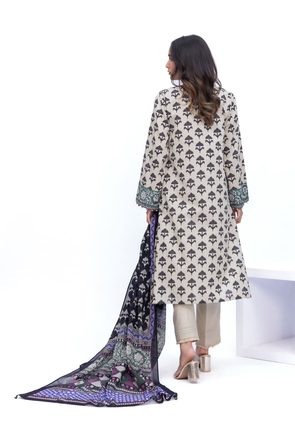 Printed | Lawn Fabrics 3 Piece