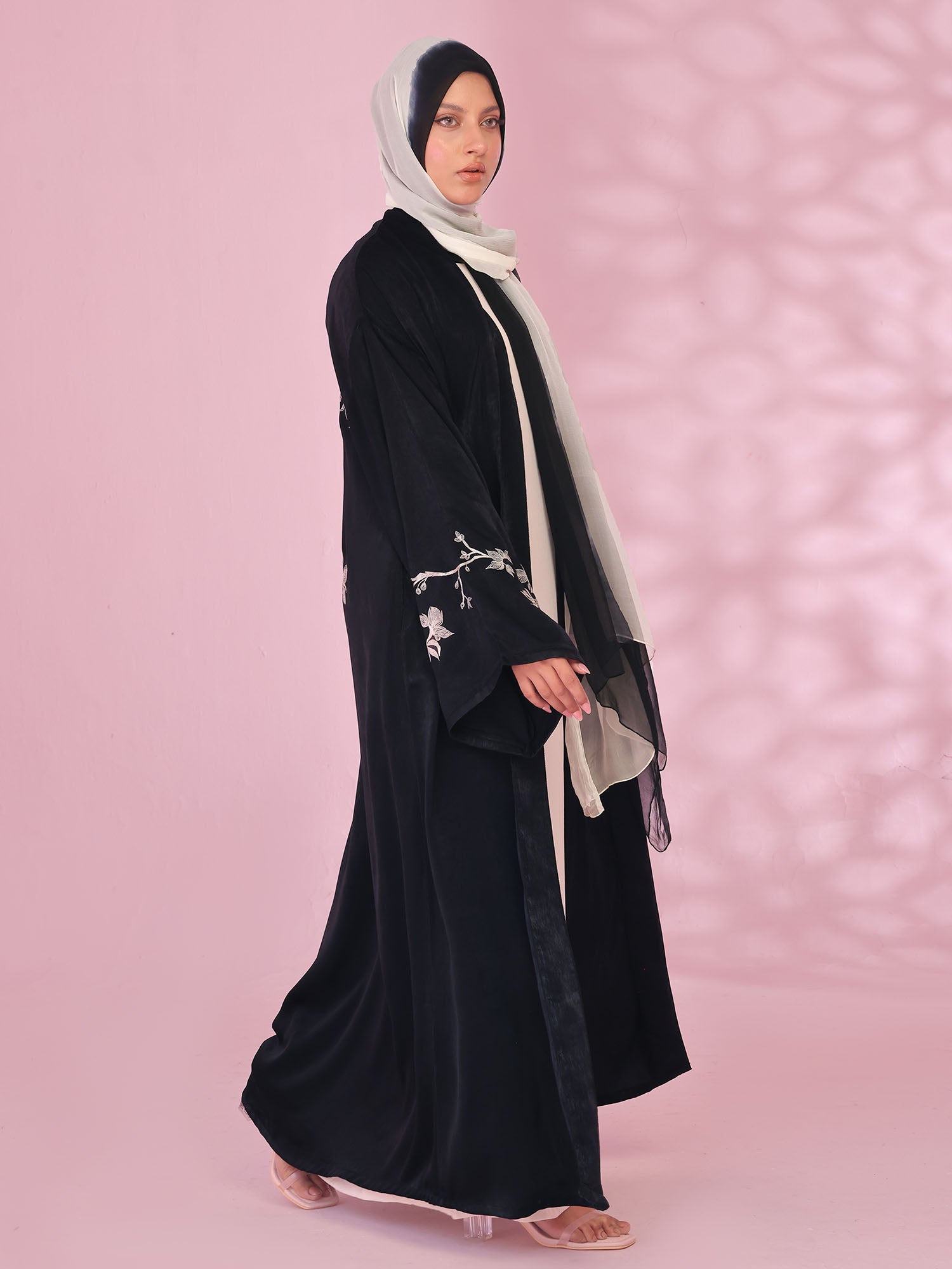 Kiku Charm kimono