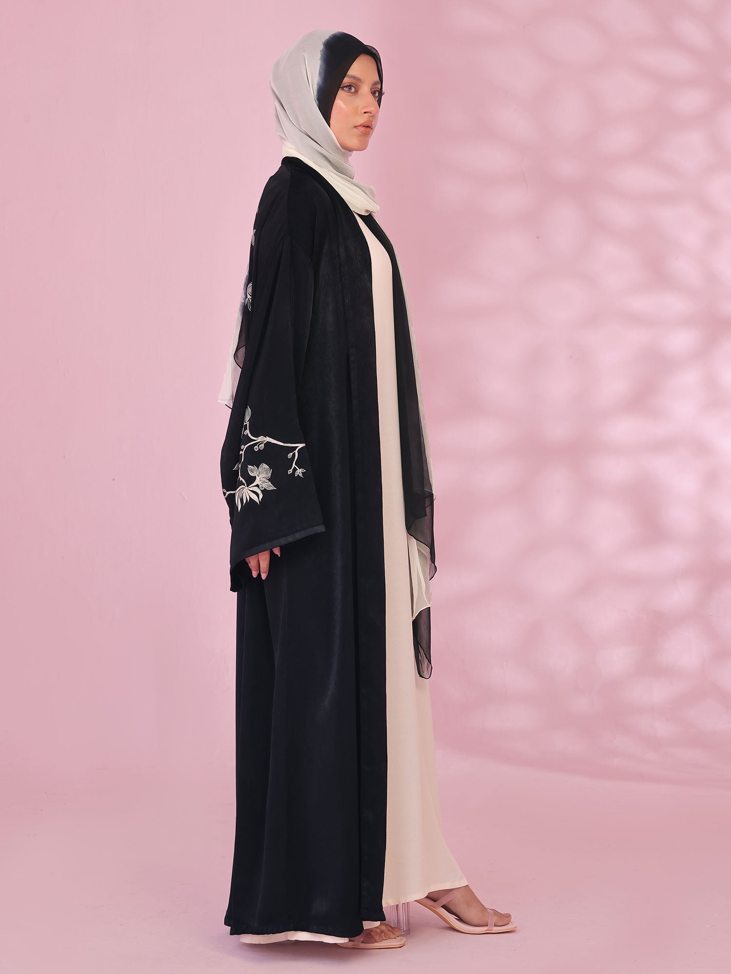 Kiku Charm kimono