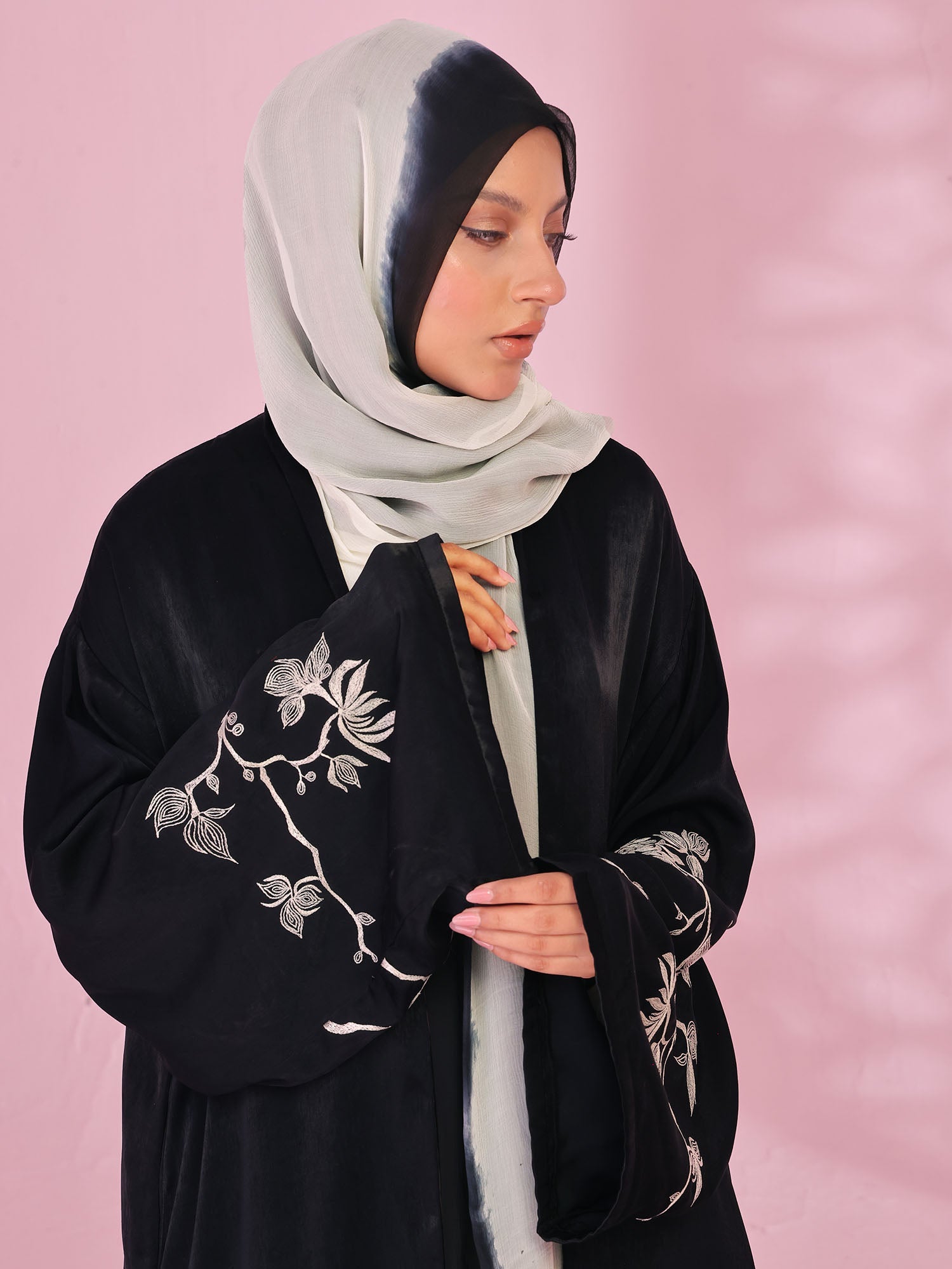 Kiku Charm kimono