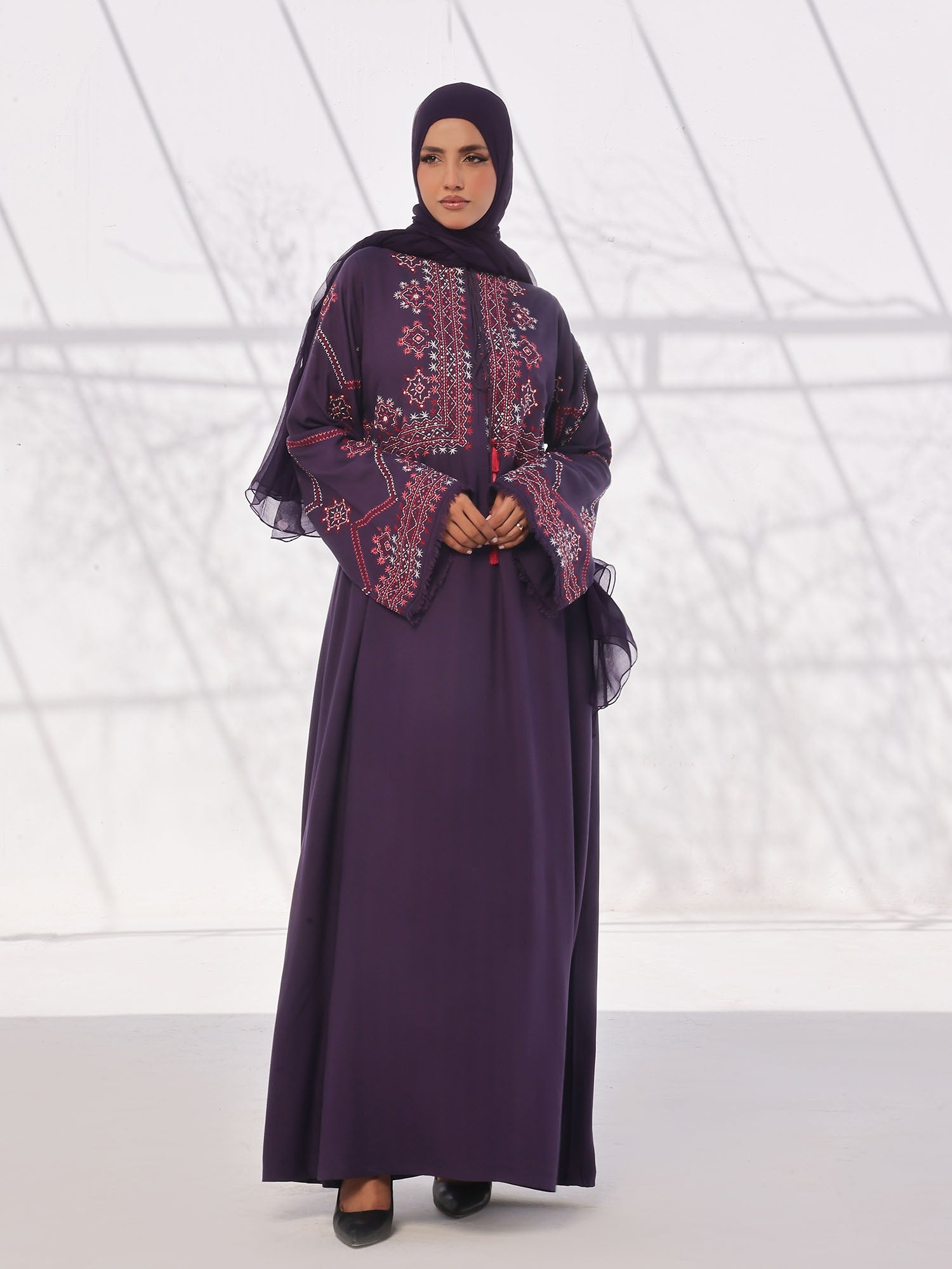 Kacha Tanka Abaya