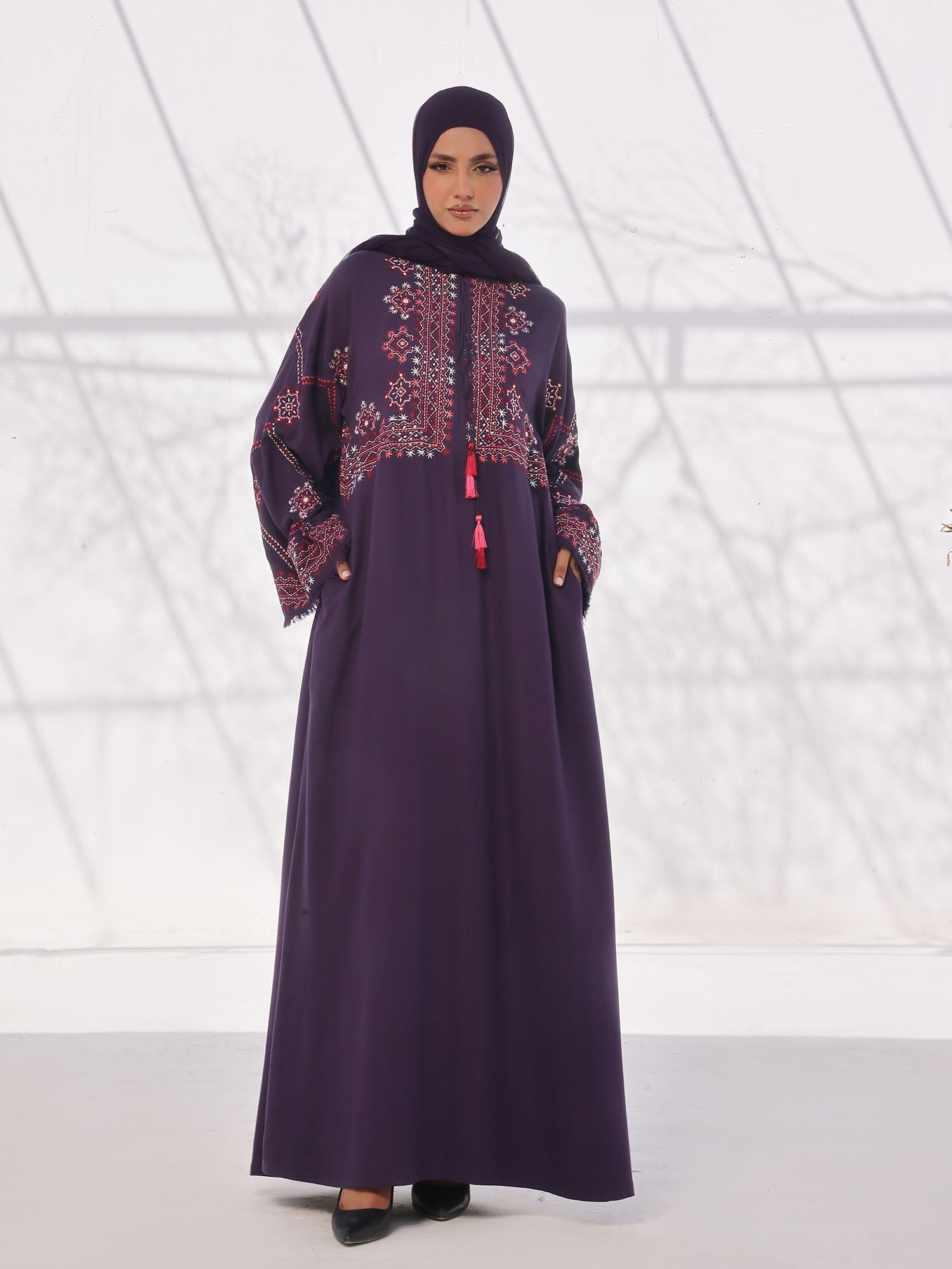 Kacha Tanka Abaya